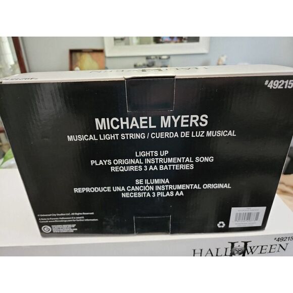 HALLOWEEN II MICHAEL MYERS 2022 New MUSICAL STRING LIGHTS SET OF 8 LIGHTS Decor - Picture 5 of 7